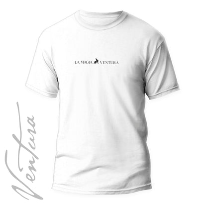 Camiseta blanca-negra “LA MAGIA ES VENTURA”