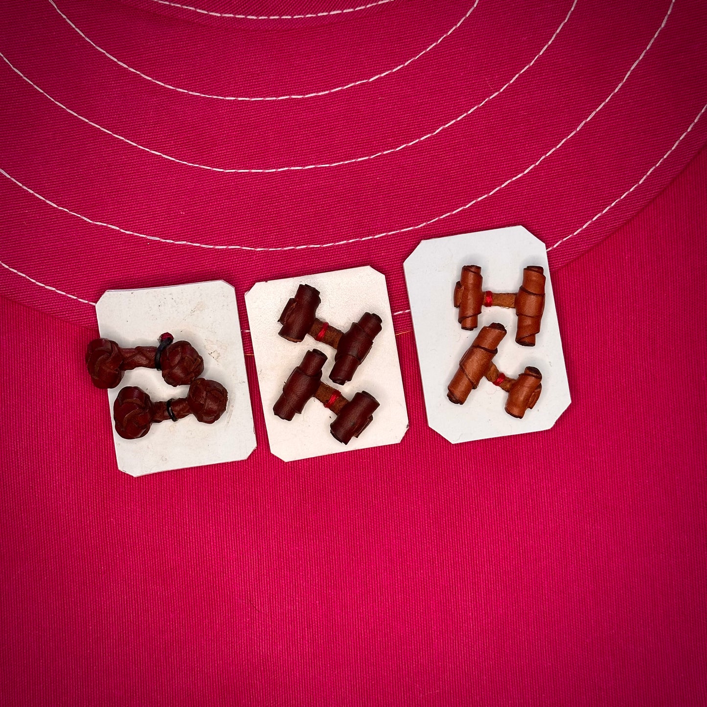 JUEGO DE GEMELOS DE CUERO